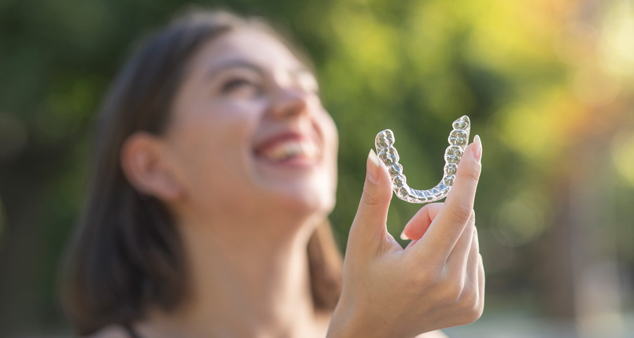 Best Invisalign Rubber Bands in Houston, Texas