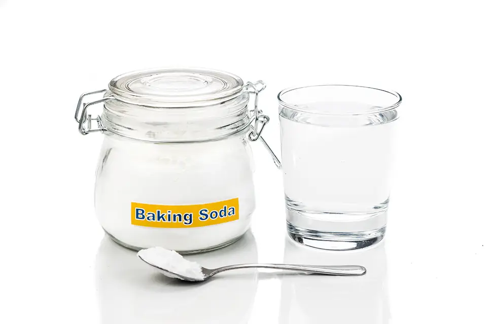 How To Whiten Teeth With Baking Soda