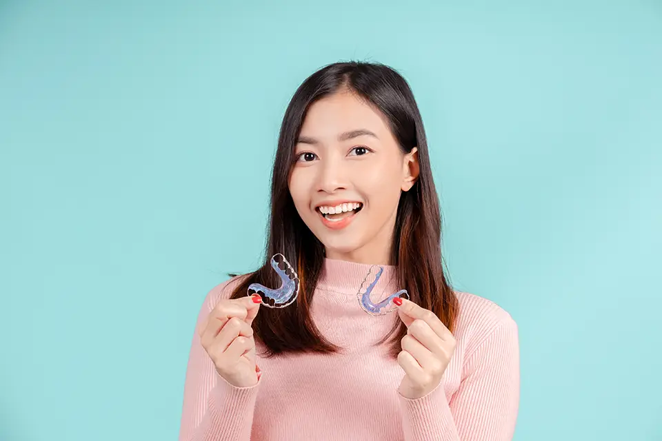 Zenyum Clear Aligners: Cost, Procedure, Pros & Cons