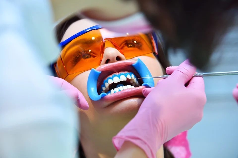 Is Laser Teeth Whitening Right for You?