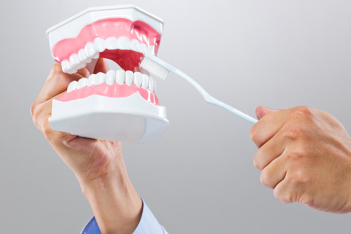 11 Best Ways to Care for Your Dentures