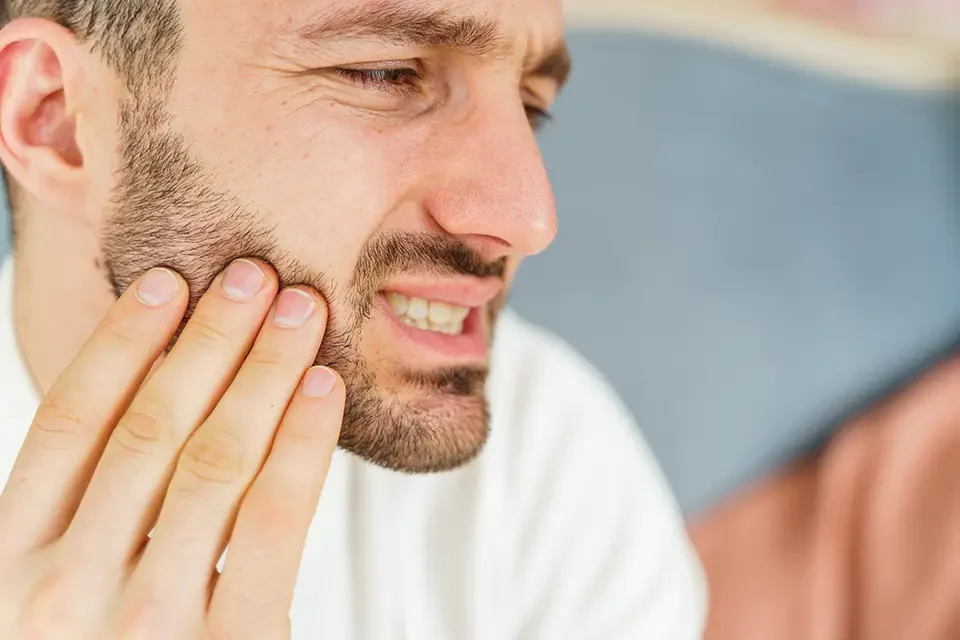 Signs of Infection After a Tooth Extraction