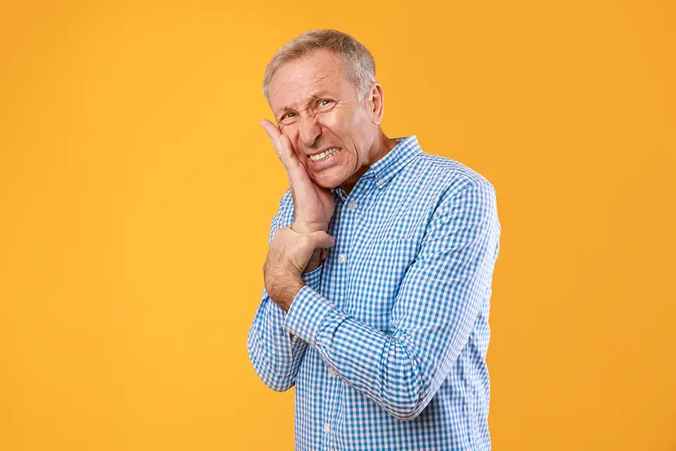 tooth pain Costo de los Implantes Dentales