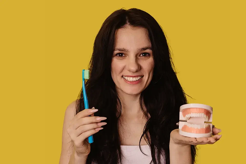 What Are the Best Natural Teeth Whitening Methods?